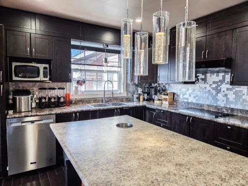 Cuisine - 669 Route Du Nord, Brownsburg-Chatham, QC - Indoor Photo Showing Kitchen With Double Sink With Upgraded Kitchen