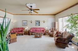 Salon - 
