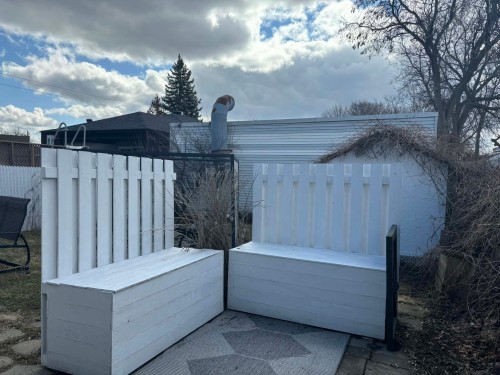 Cour - 51 Rue De Beaune, Laval (Pont-Viau), QC - Outdoor