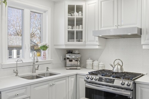 Cuisine - 880 Rue Gagnon, Saint-Hyacinthe, QC - Indoor Photo Showing Kitchen With Double Sink With Upgraded Kitchen
