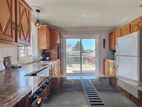 Kitchen - 126 62E Avenue, Saint-Eustache, QC - Indoor Photo Showing Kitchen
