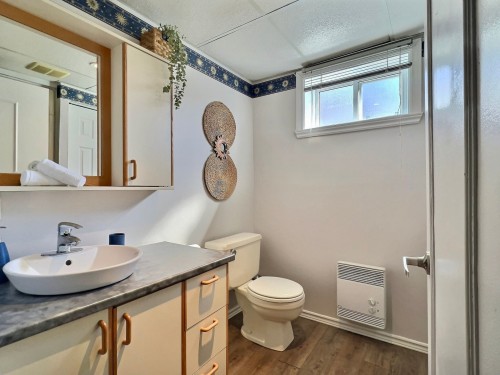 Bathroom - 126 62E Avenue, Saint-Eustache, QC - Indoor Photo Showing Bathroom