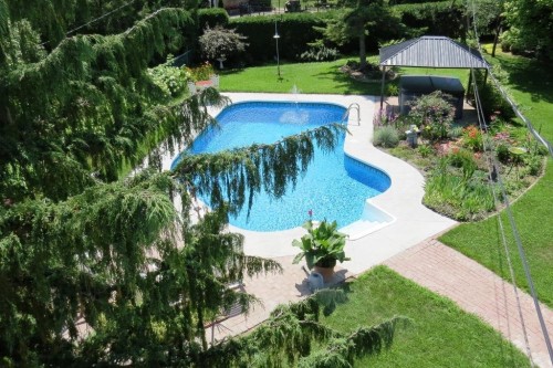 Courtyard - 126 62E Avenue, Saint-Eustache, QC - Outdoor With In Ground Pool With Backyard