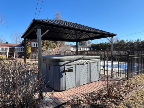 Spa - 126 62E Avenue, Saint-Eustache, QC - Outdoor With In Ground Pool