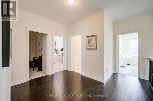 1369 Yellow Rose Circle, Oakville, ON - Indoor Photo Showing Other Room