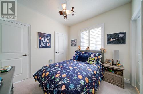 1369 Yellow Rose Circle, Oakville, ON - Indoor Photo Showing Bedroom