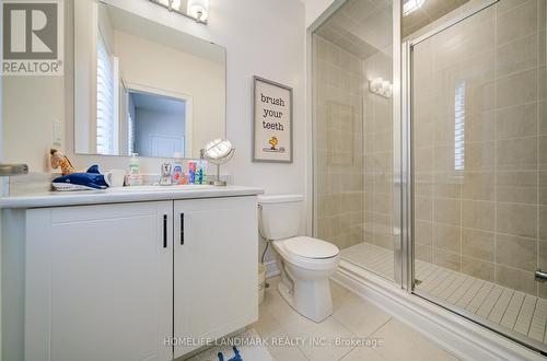 1369 Yellow Rose Circle, Oakville, ON - Indoor Photo Showing Bathroom