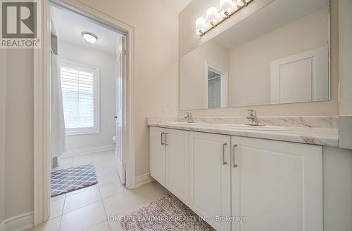 1369 Yellow Rose Circle, Oakville, ON - Indoor Photo Showing Bathroom