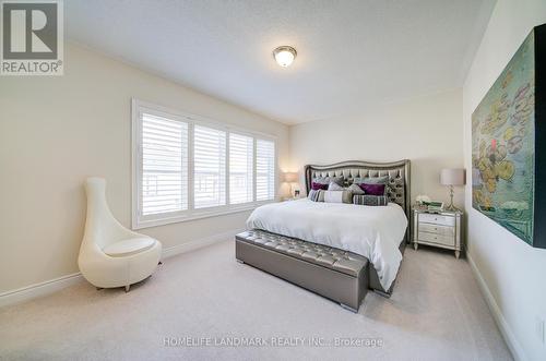 1369 Yellow Rose Circle, Oakville, ON - Indoor Photo Showing Bedroom