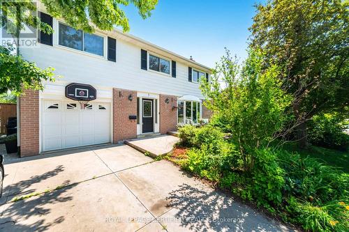 5 Stockman Crescent, Halton Hills, ON - Outdoor