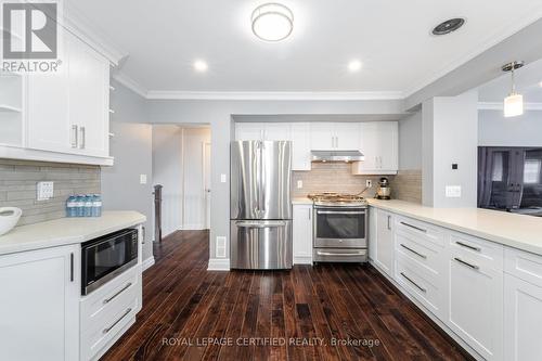 5 Stockman Crescent, Halton Hills, ON - Indoor Photo Showing Kitchen With Upgraded Kitchen
