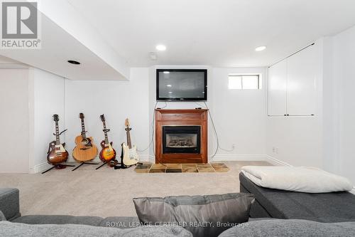 5 Stockman Crescent, Halton Hills, ON - Indoor Photo Showing Living Room With Fireplace
