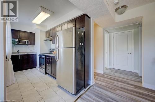 185 Windale Crescent Unit# 6A, Kitchener, ON - Indoor Photo Showing Kitchen With Stainless Steel Kitchen