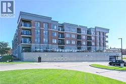 1 REDFERN Avenue Unit# 337 Hamilton, ON L8W 1P8