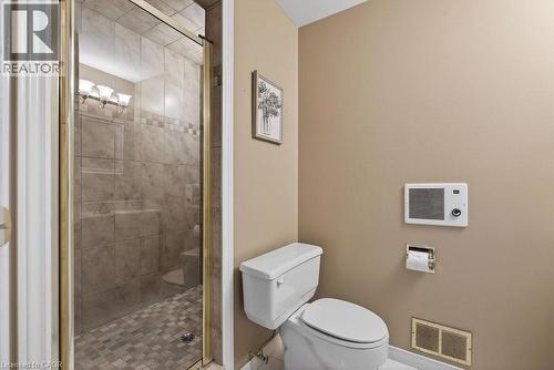 3 piece in finished basement - 39 Trenholme Crescent, Hamilton, ON - Indoor Photo Showing Bathroom