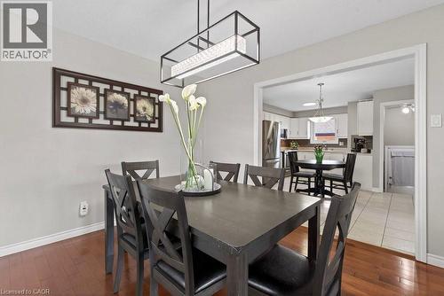 39 Trenholme Crescent, Hamilton, ON - Indoor Photo Showing Dining Room
