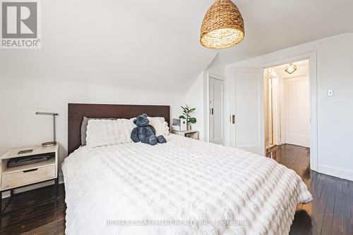 239 Rosewood Road, Hamilton, ON - Indoor Photo Showing Bedroom