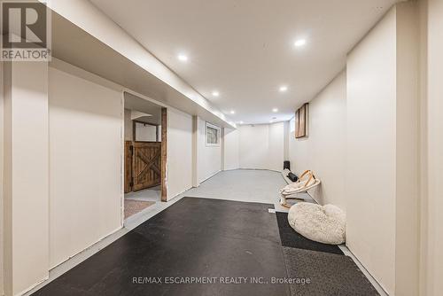 239 Rosewood Road, Hamilton, ON - Indoor Photo Showing Other Room