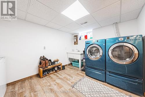 239 Rosewood Road, Hamilton, ON - Indoor Photo Showing Laundry Room
