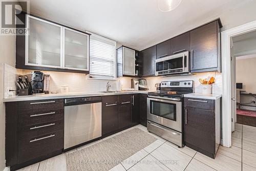 239 Rosewood Road, Hamilton, ON - Indoor Photo Showing Kitchen With Stainless Steel Kitchen