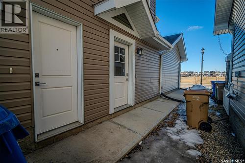 4529 E Keller Avenue, Regina, SK - Outdoor With Exterior