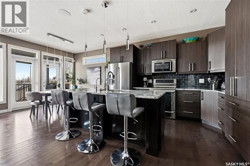 6040 Little Pine Loop, Regina, SK - Indoor Photo Showing Kitchen With Stainless Steel Kitchen With Upgraded Kitchen