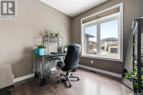 6040 Little Pine Loop, Regina, SK - Indoor Photo Showing Office