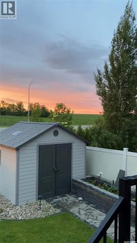 6040 Little Pine Loop, Regina, SK - Outdoor