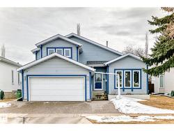 3107 43 AV NW  Edmonton, AB T6T 1C7