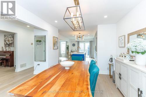 37 Spring Gate Boulevard, Vaughan, ON - Indoor Photo Showing Dining Room