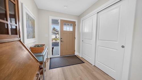 305 Legacy Lookout, Cranbrook, BC - Indoor Photo Showing Other Room