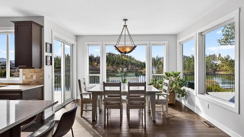 1894 Hidden Lake Place, Kelowna, BC - Indoor Photo Showing Dining Room