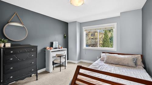 1894 Hidden Lake Place, Kelowna, BC - Indoor Photo Showing Bedroom