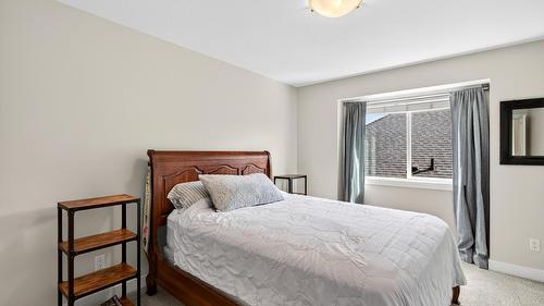 1894 Hidden Lake Place, Kelowna, BC - Indoor Photo Showing Bedroom