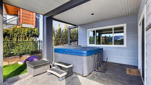 1894 Hidden Lake Place, Kelowna, BC - Outdoor With Exterior