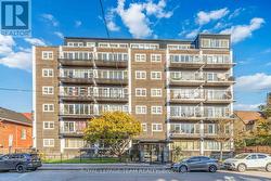 607 - 325 BESSERER STREET Ottawa, ON K1N 6B4