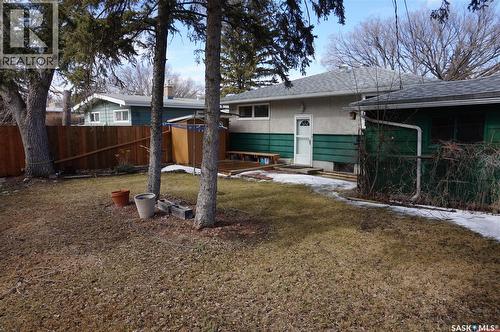 77 Millar Crescent, Regina, SK - Outdoor