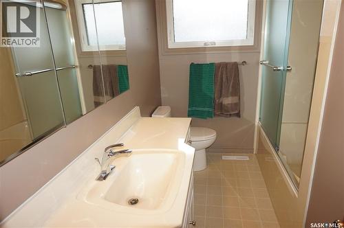 77 Millar Crescent, Regina, SK - Indoor Photo Showing Bathroom
