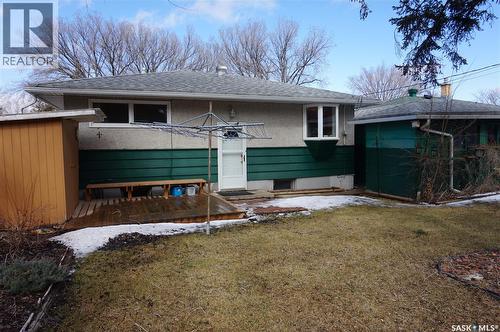 77 Millar Crescent, Regina, SK - Outdoor