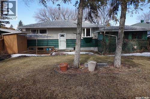 77 Millar Crescent, Regina, SK - Outdoor