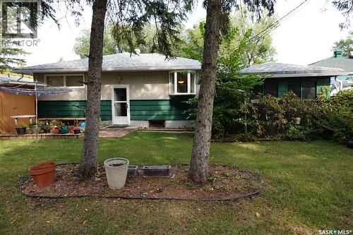 77 Millar Crescent, Regina, SK - Outdoor