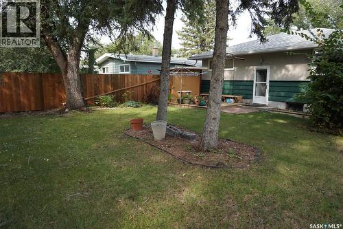77 Millar Crescent, Regina, SK - Outdoor