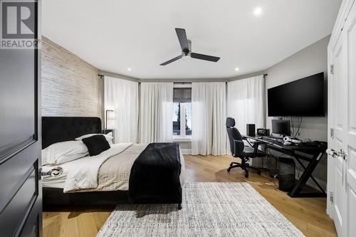 3205 Highpoint Court, Burlington, ON - Indoor Photo Showing Bedroom