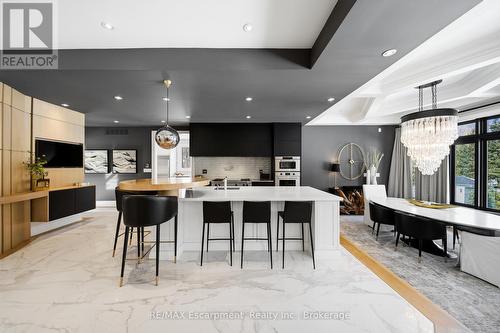 3205 Highpoint Court, Burlington, ON - Indoor Photo Showing Kitchen