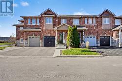 18 - 45 SEABREEZE CRESCENT Hamilton (Lakeshore), ON L8E 0G1
