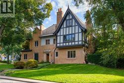 125 ABERDEEN Avenue  Hamilton, ON L8P 2P3