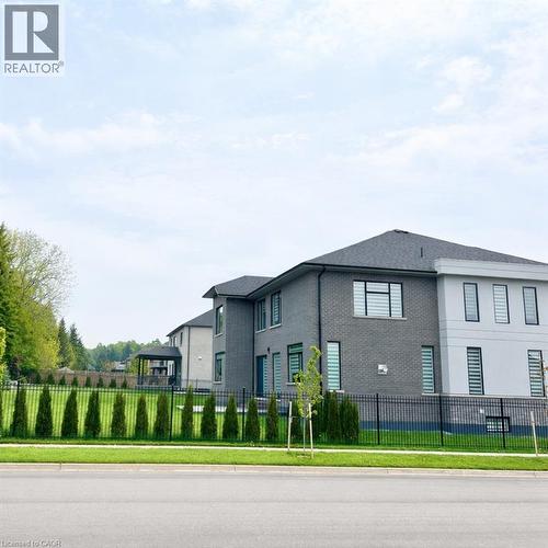 685 Meadowsweet Avenue, Waterloo, ON - Outdoor