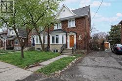 421 CHAPEL STREET  Ottawa, ON K1N 7Z7