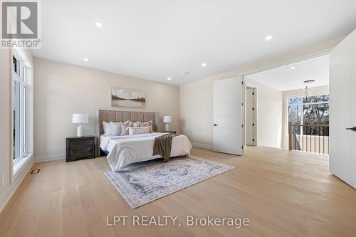 15 Briggs Avenue, Ottawa, ON - Indoor Photo Showing Bedroom