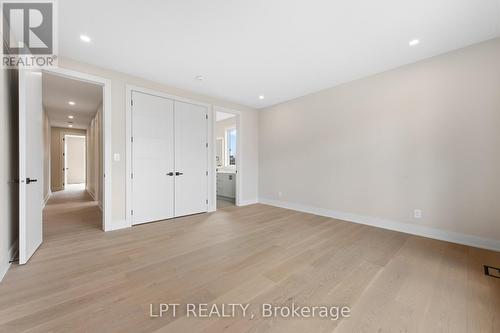 15 Briggs Avenue, Ottawa, ON - Indoor Photo Showing Other Room